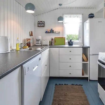 Hébergement de vacances Stunning In With Kitchen